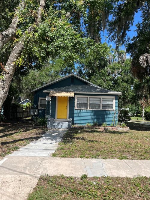 949 N Grandview St, Mount Dora, FL, 32757-4917 | Card Image
