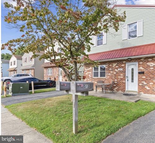 513 Corinthian, ESSINGTON, PA, 19029 | Card Image