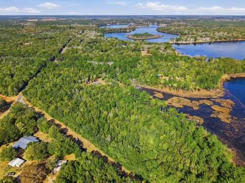 5.5 AC N 5th St, DeFuniak Springs, FL, 32433-1330 | Card Image