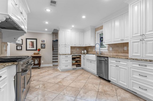 2004 Kirby Rd, House other with 5 bedrooms, 4 bathrooms and null parking in Memphis TN | Image 16