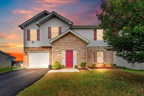 445 Chelsea Loop, Christiansburg, VA, 24073-2899 | Card Image