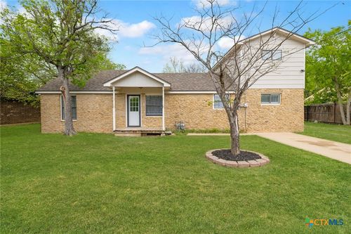 1117 Westview Dr, Gatesville, TX, 76528-1157 | Card Image