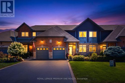 44 Conrad Pl, Grimsby, ON, L3M5S5 | Card Image