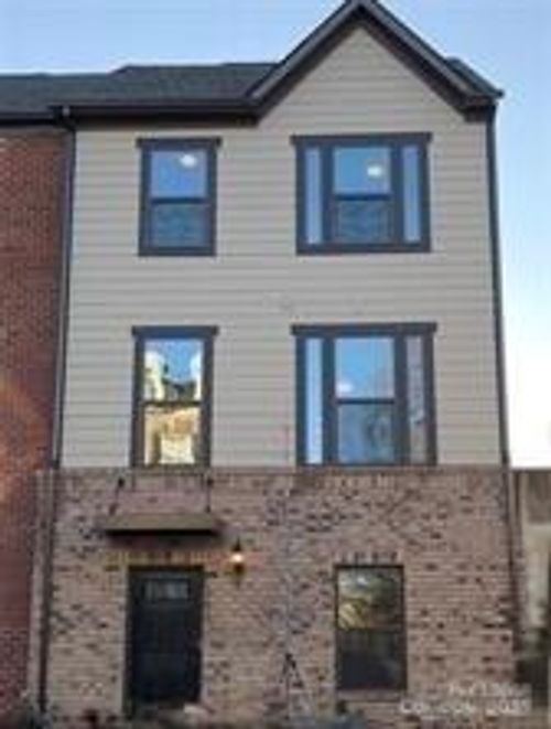 1543 S Church St, Charlotte, NC, 28203-4424 | Card Image