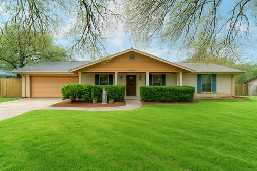 1008 Dove Dr, Manchaca, TX, 78652-4144 | Card Image