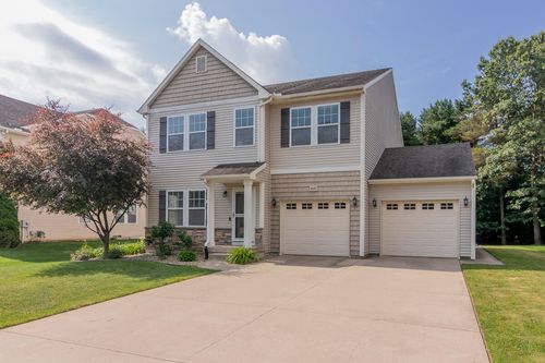 6107 Equestrian Woods Ct, Kalamazoo, MI, 49009-4019 | Card Image