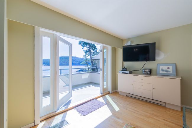 630 Dinner Bay Road, House other with 12 bedrooms, 8 bathrooms and 12 parking in Mayne Island BC | Image 22