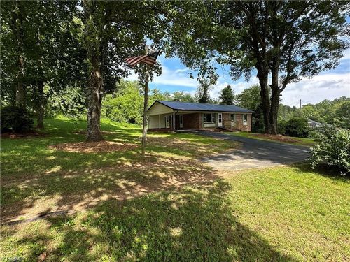 2727 Flower Gap Rd, Cana, VA, 24317-4030 | Card Image