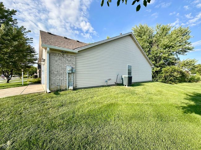 1003 Hilltop Commons Blvd, House other with 2 bedrooms, 2 bathrooms and null parking in Whiteland IN | Image 16