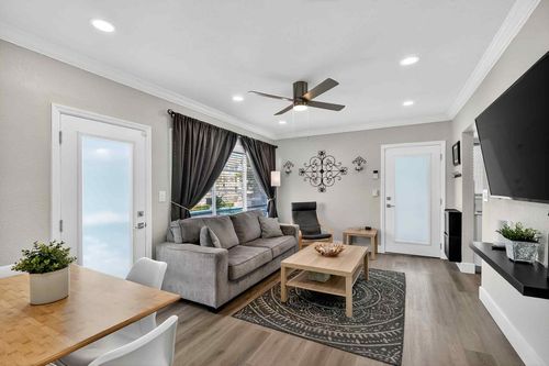 apt-7-1004 Pennsylvania Ave, Miami Beach, FL, 33139-4945 | Card Image