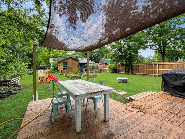 604 Maple St, House other with 2 bedrooms, 1 bathrooms and null parking in Howe TX | Image 4