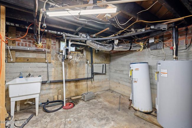 9137 Nc Highway 35, House other with 3 bedrooms, 2 bathrooms and 4 parking in Pendleton NC | Image 27