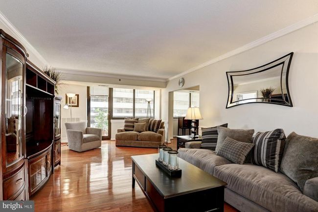 APT-713S - 1805 Crystal Dr, Condo with 3 bedrooms, 2 bathrooms and null parking in ARLINGTON VA | Image 5
