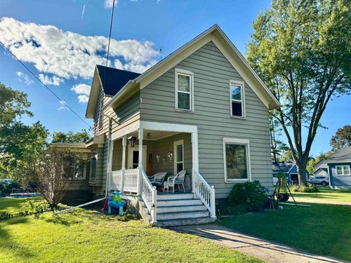 219 Nelson St, Sharon, WI, 53585-9618 | Card Image