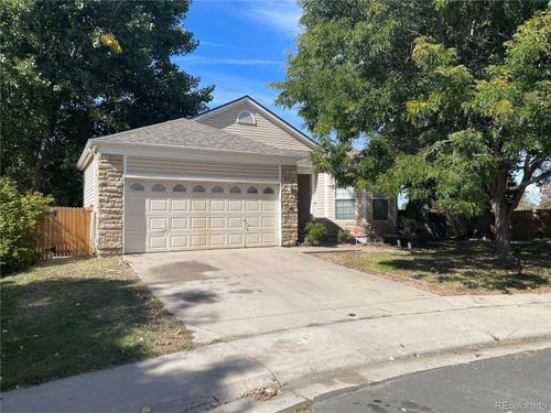 5241 Helena St, Denver, CO, 80239-5612 | Card Image