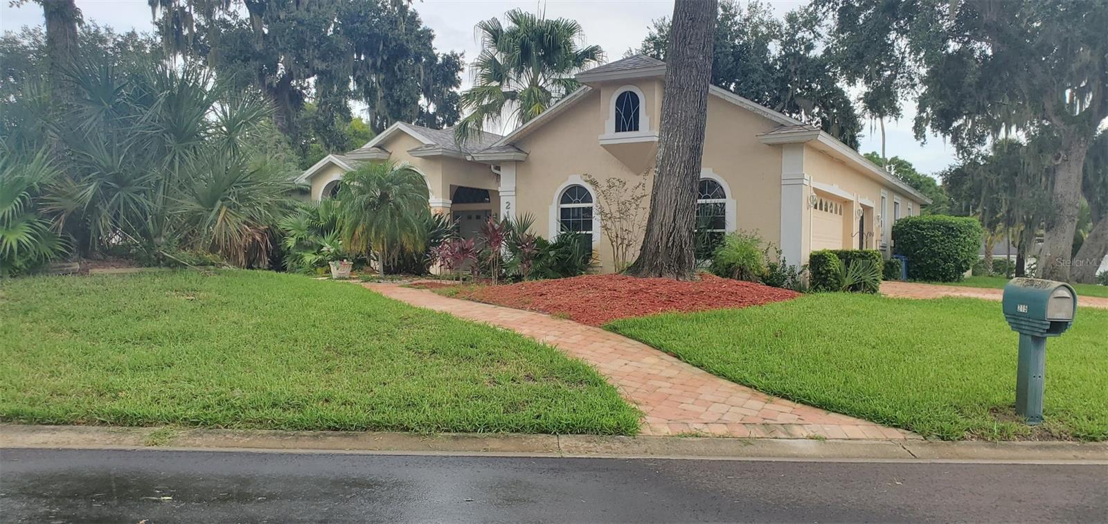 Bromely Cir, New Smyrna Beach, FL 32168