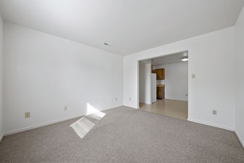 apt-c1-2830 Greenville Rd, Hopkinsville, KY, 42240-6500 | Card Image