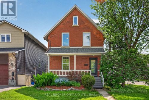 552 Churchill Ave N, Ottawa, ON, K1Z5E5 | Card Image