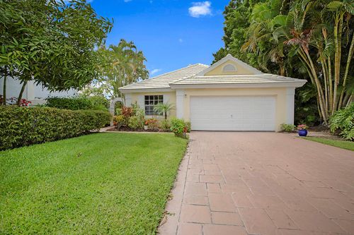 9358 Heathridge Dr, West Palm Beach, FL, 33411-1893 | Card Image