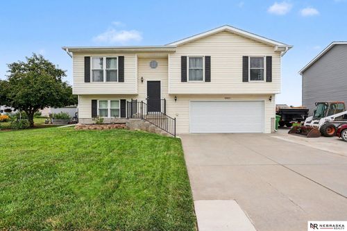 10821 N 136th St, Waverly, NE, 68462-1254 | Card Image