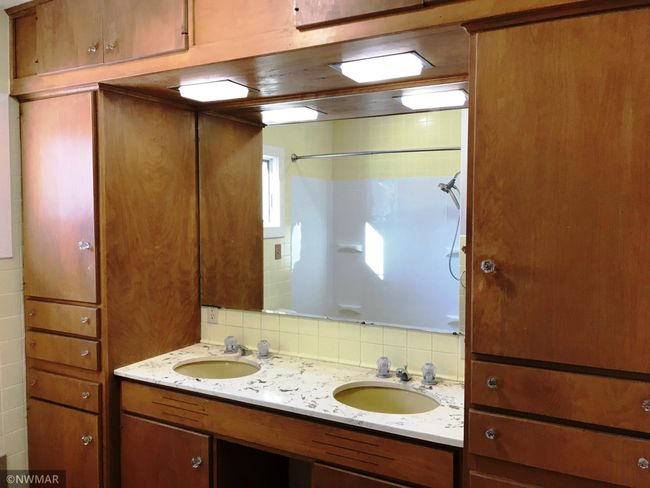 Master sinks.jpg | Image 13