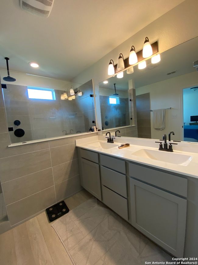 UNIT-116 - 5911 Eckhert Rd, House other with 3 bedrooms, 3 bathrooms and null parking in San Antonio TX | Image 8
