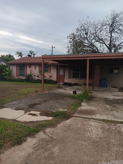 10902 Lazy Oaks Dr, San Antonio, TX, 78217-2810 | Card Image