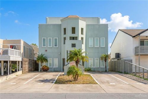 112 E Acapulco St, South Padre Island, TX, 78597-7017 | Card Image