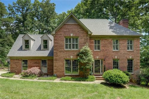 992 Lake Forest Ct, Eden, NC, 27288-5355 | Card Image