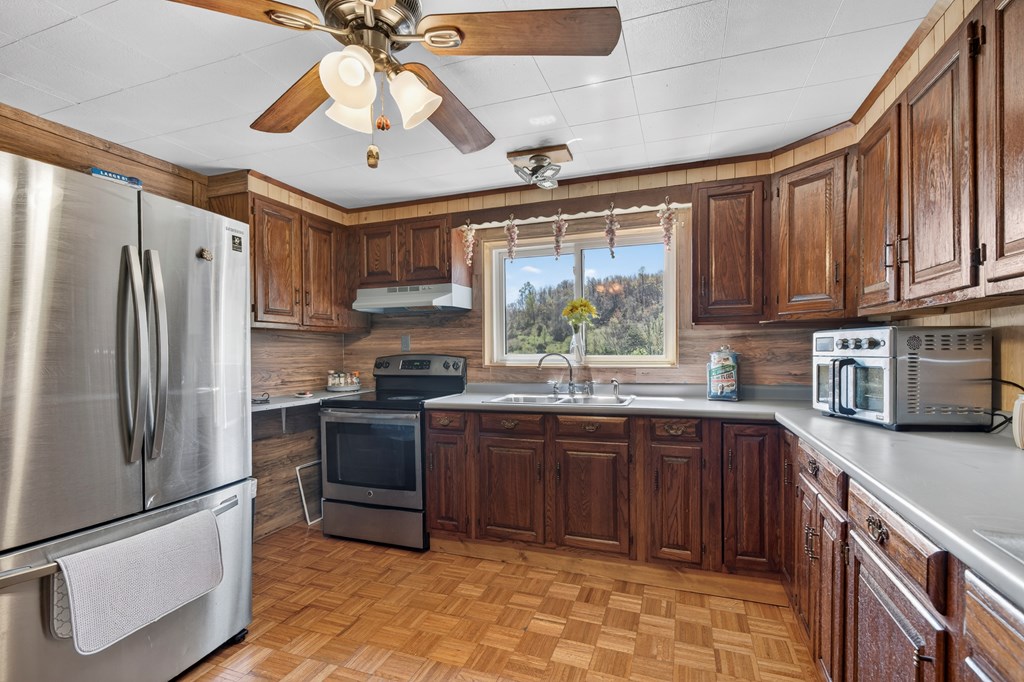 Residential in Castlewood 2