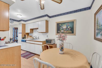 83 Chestnut Way, Condo with 2 bedrooms, 2 bathrooms and null parking in Manalapan NJ | Image 3