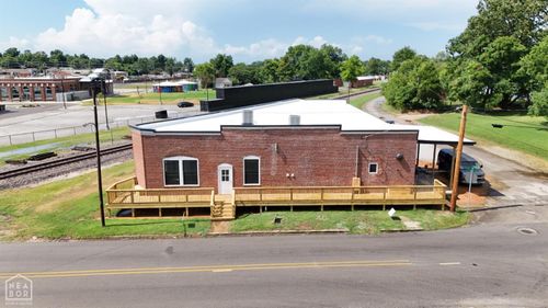 219 E Court St, Paragould, AR, 72450-4344 | Card Image
