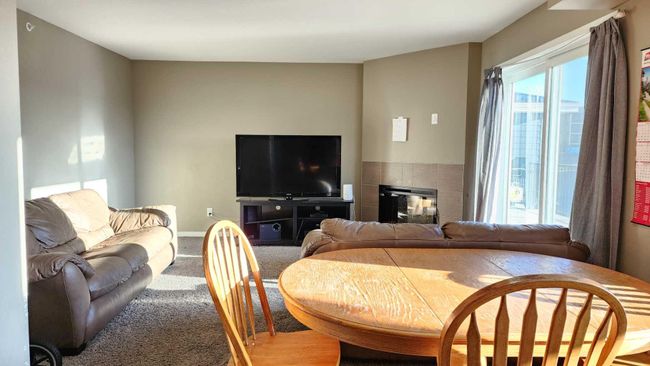 431 - 201 Abasand Drive, Home with 3 bedrooms, 1 bathrooms and 1 parking in Fort Mcmurray AB | Image 5