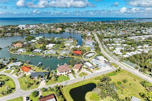 136 Bayview Dr, NOKOMIS, FL, 34275-3002 | Card Image