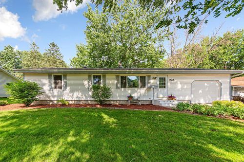 103 9th Ave Se, Faribault, MN, 55021-6303 | Card Image