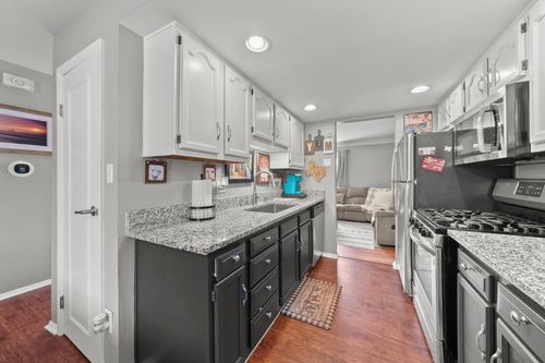 2560 Scioto View Ln, Columbus, OH, 43221-3679 | Card Image