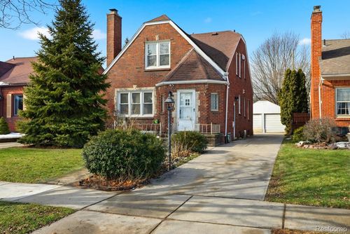 2045 N Elizabeth St, Dearborn, MI, 48128-1371 | Card Image