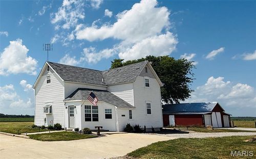 5599 County Highway 21, Nashville, IL, 62263-4601 | Card Image