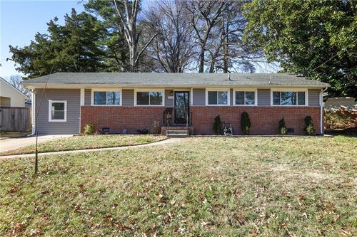 3525 Gamage Dr, Norfolk, VA, 23518-5702 | Card Image