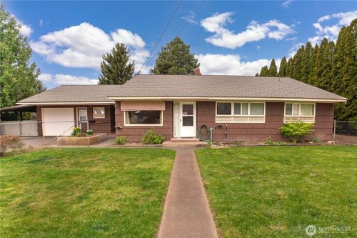 1109 N Willow Street, Ellensburg, WA, 98926 | Card Image