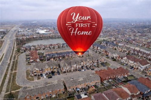 525 Cavanagh Lane, Milton, ON, L9T8G4 | Card Image