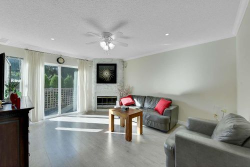 3062 Smith Ave, Burnaby, BC, V5G4M6 | Card Image