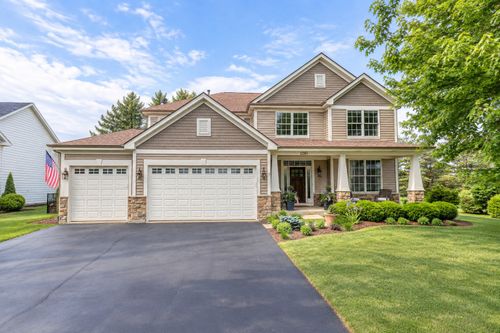 1261 Independence Ave, Elburn, IL, 60119-7842 | Card Image