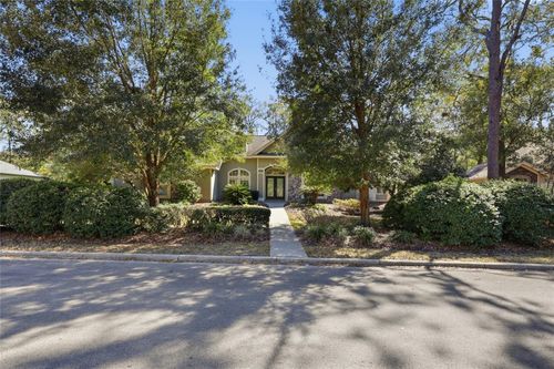 9605 33rd Ln, GAINESVILLE, FL, 32608-8655 | Card Image