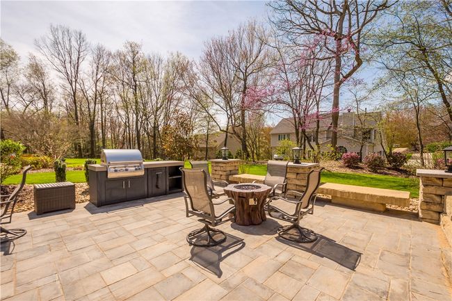 204 Elmhurst Cir, House other with 4 bedrooms, 4 bathrooms and 2 parking in Cranberry Township PA | Image 42