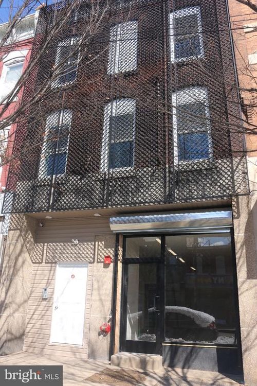 4041 Lancaster Ave, Philadelphia, PA, 19104-1753 | Card Image