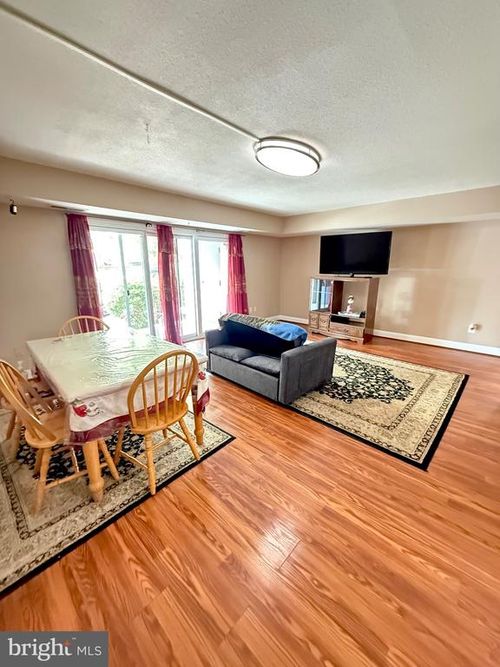 3810 Laramie Pl, ALEXANDRIA, VA, 22309-3810 | Card Image