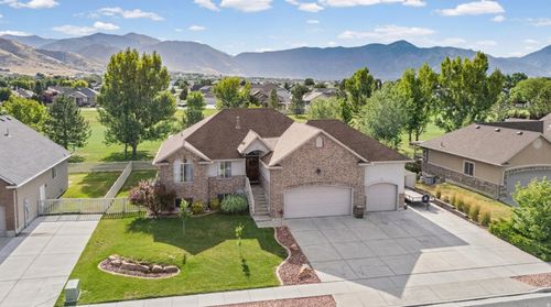 3518 N 2500 W, Farr West, UT, 84404-8622 | Card Image
