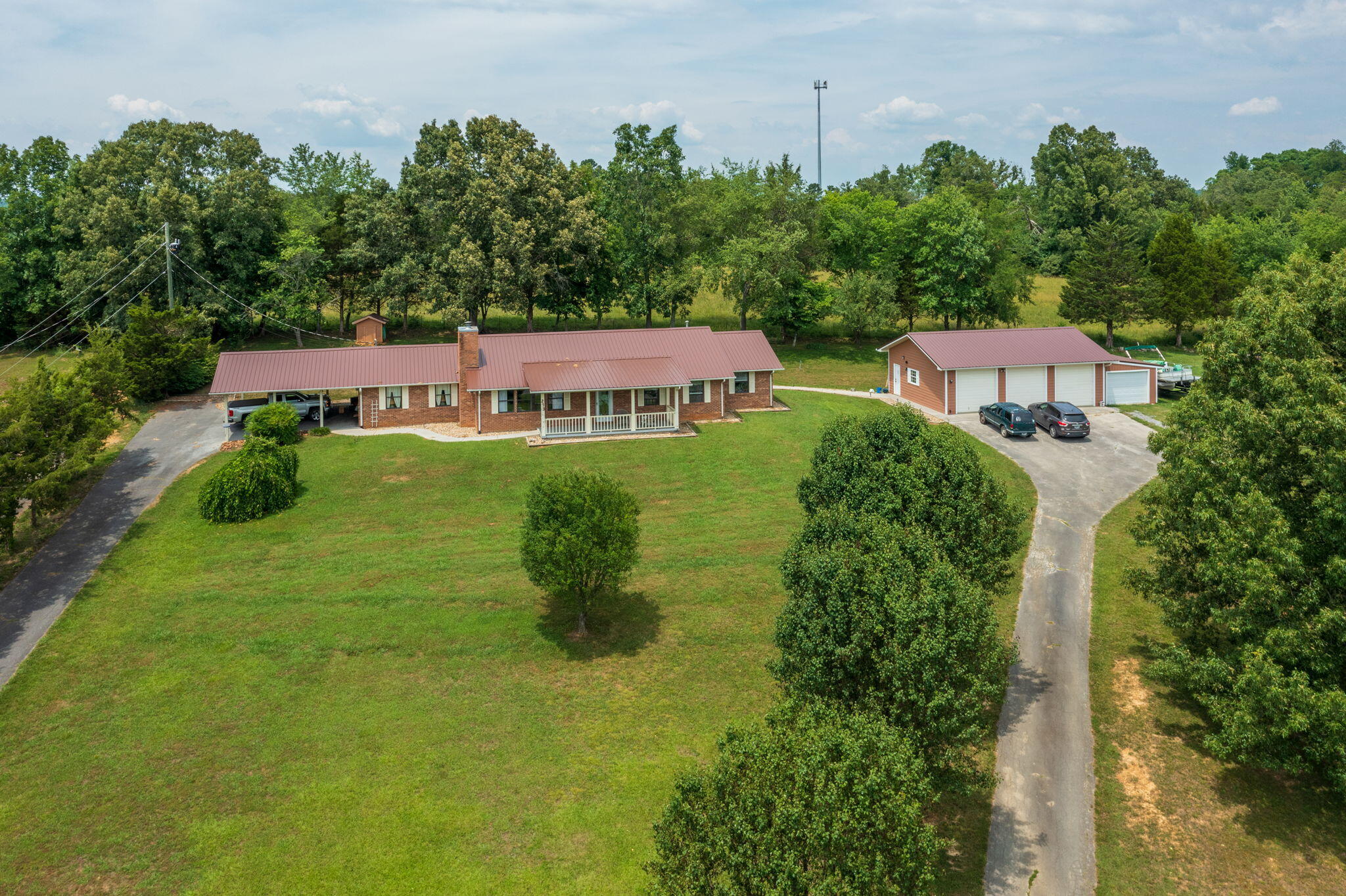New Center Rd, Sevierville, TN 37876