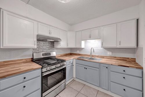 apt-22-151 N Belvedere Blvd, Memphis, TN, 38104-2540 | Card Image